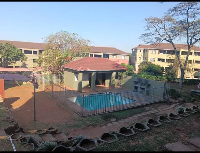 3 BEDROOM APARTMENT FOR SALE IN MONTCLAIR